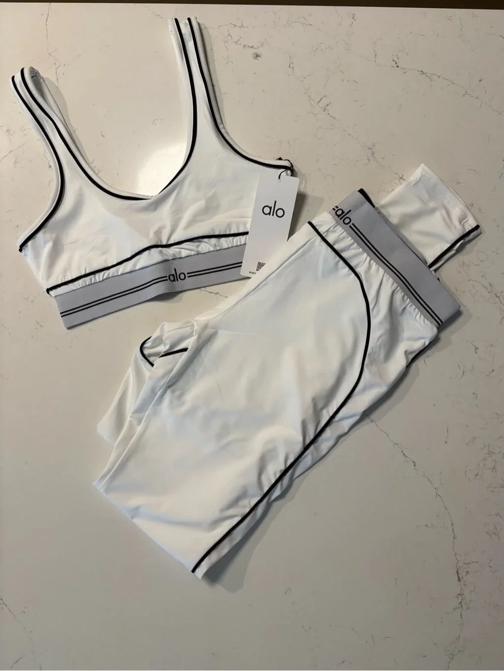 ALO Yoga White Leggings & Sports Bra Set with Black Trim